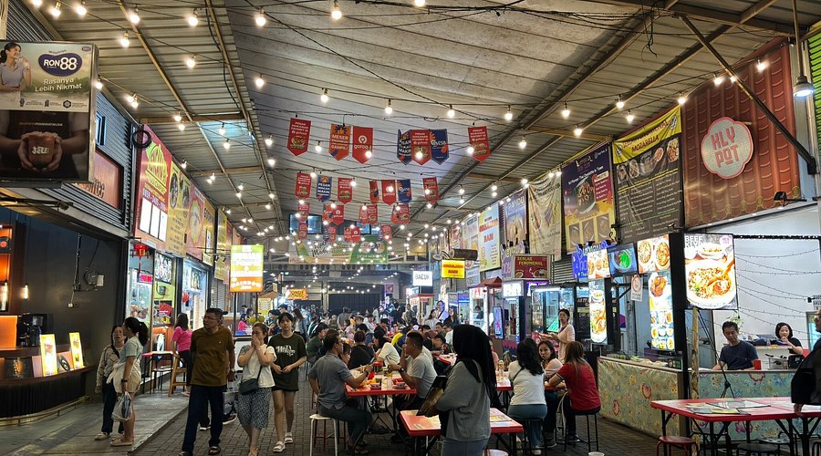 Sudirman Street Day and Night Market Bandung