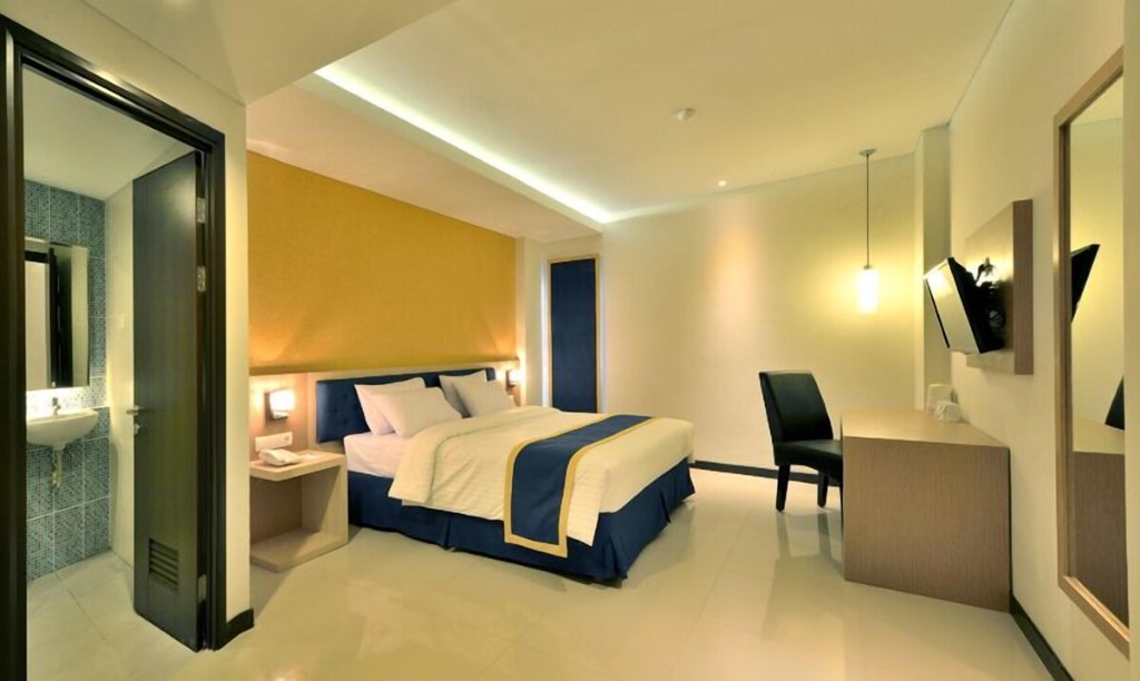 Superior Room dBest Hotel Bandung